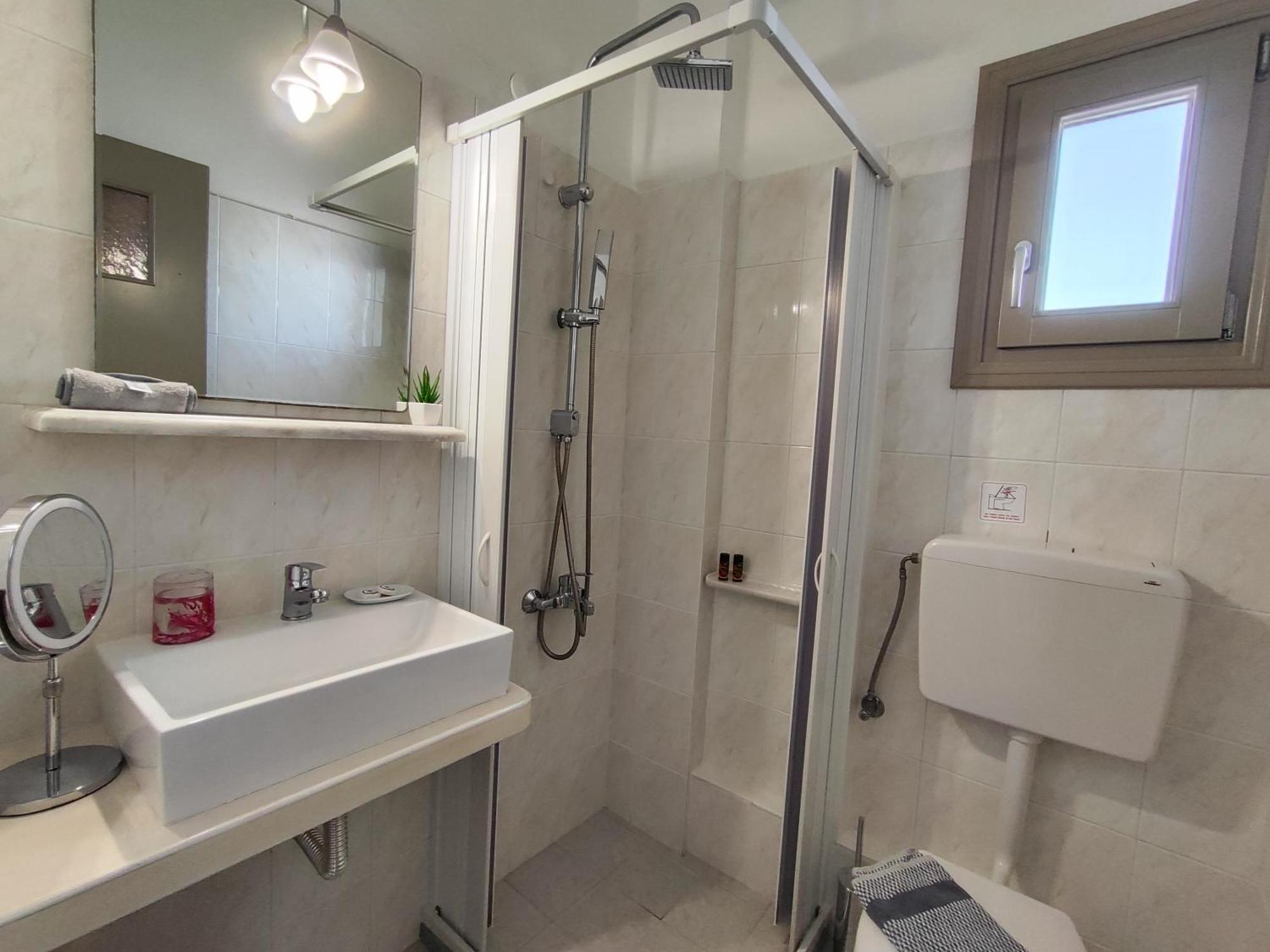 Νέμεσις Aparthotel Φηρά Εξωτερικό φωτογραφία
