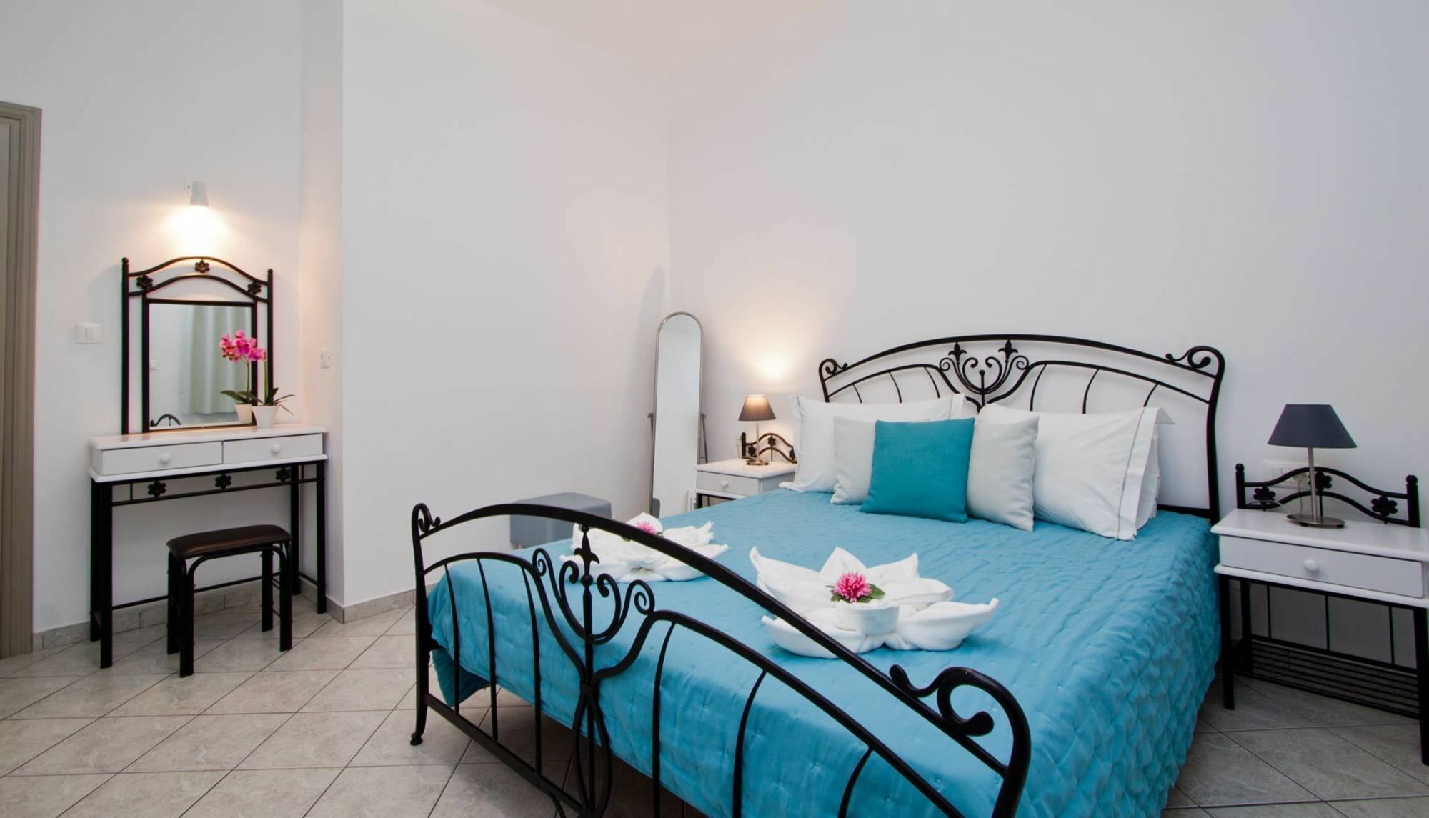 Νέμεσις Aparthotel Φηρά Εξωτερικό φωτογραφία